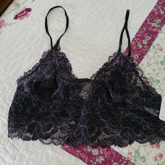 Bralette - Picture 2 of 2